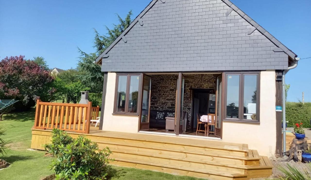 La Gasteboisiere With Swimming Pool And Games Room Le Mesnil-Adelee エクステリア 写真