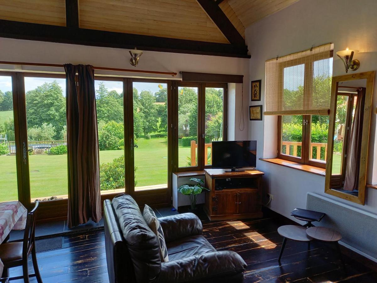 La Gasteboisiere With Swimming Pool And Games Room Le Mesnil-Adelee エクステリア 写真