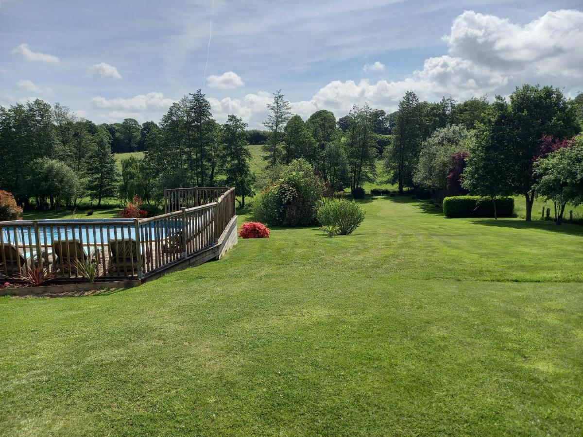 La Gasteboisiere With Swimming Pool And Games Room Le Mesnil-Adelee エクステリア 写真