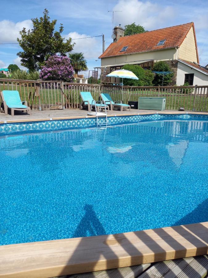 La Gasteboisiere With Swimming Pool And Games Room Le Mesnil-Adelee エクステリア 写真