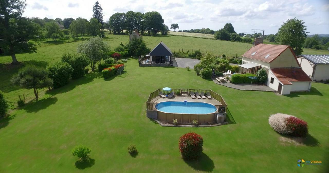 La Gasteboisiere With Swimming Pool And Games Room Le Mesnil-Adelee エクステリア 写真